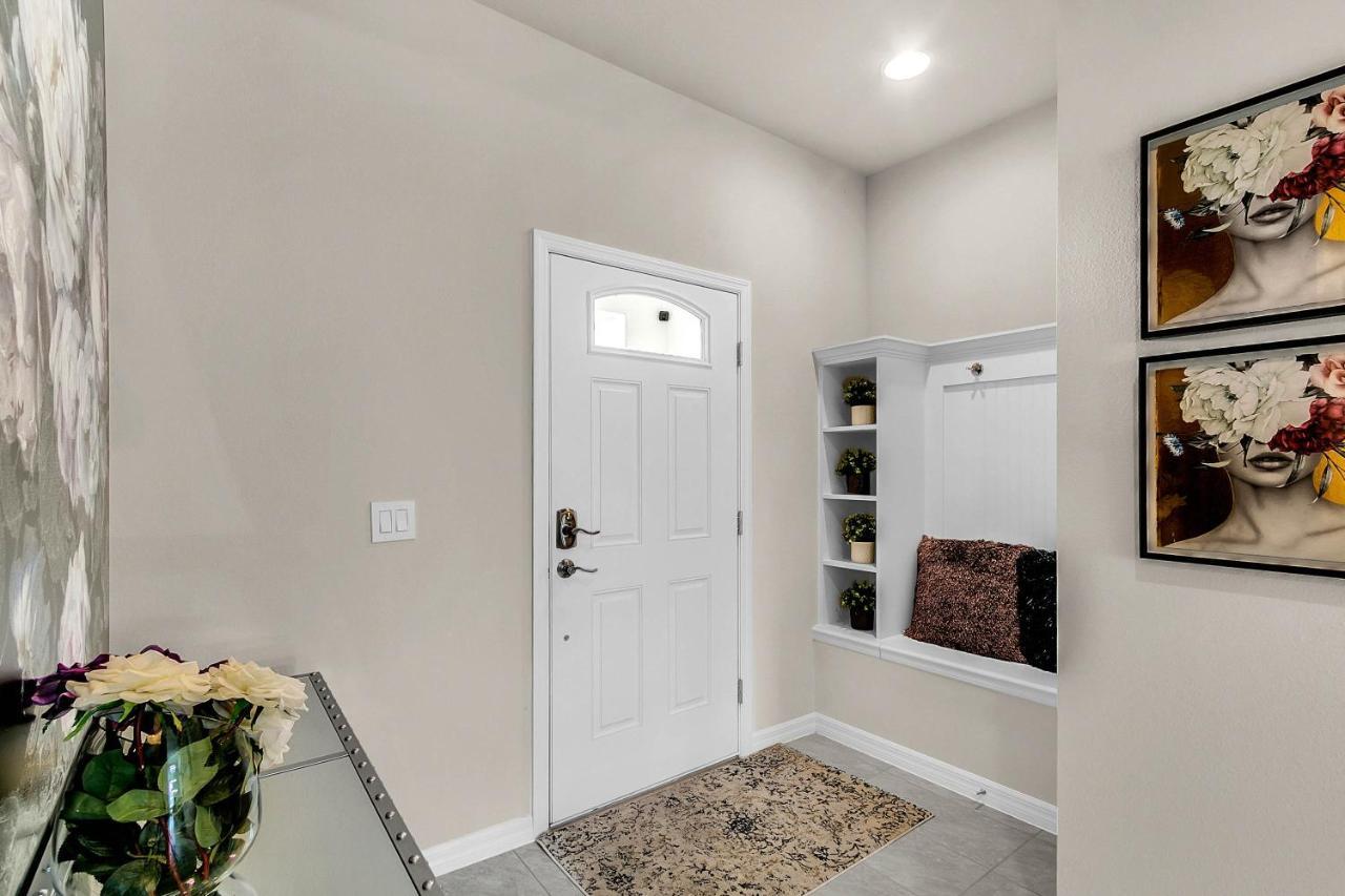 5 Bedrooms - 4,5 Bathrooms - Windsor At Westside 8928 Sa Orlando Exterior photo